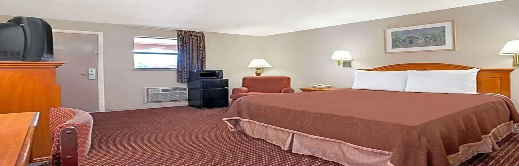 Airport Inn Tampa Bagian luar foto