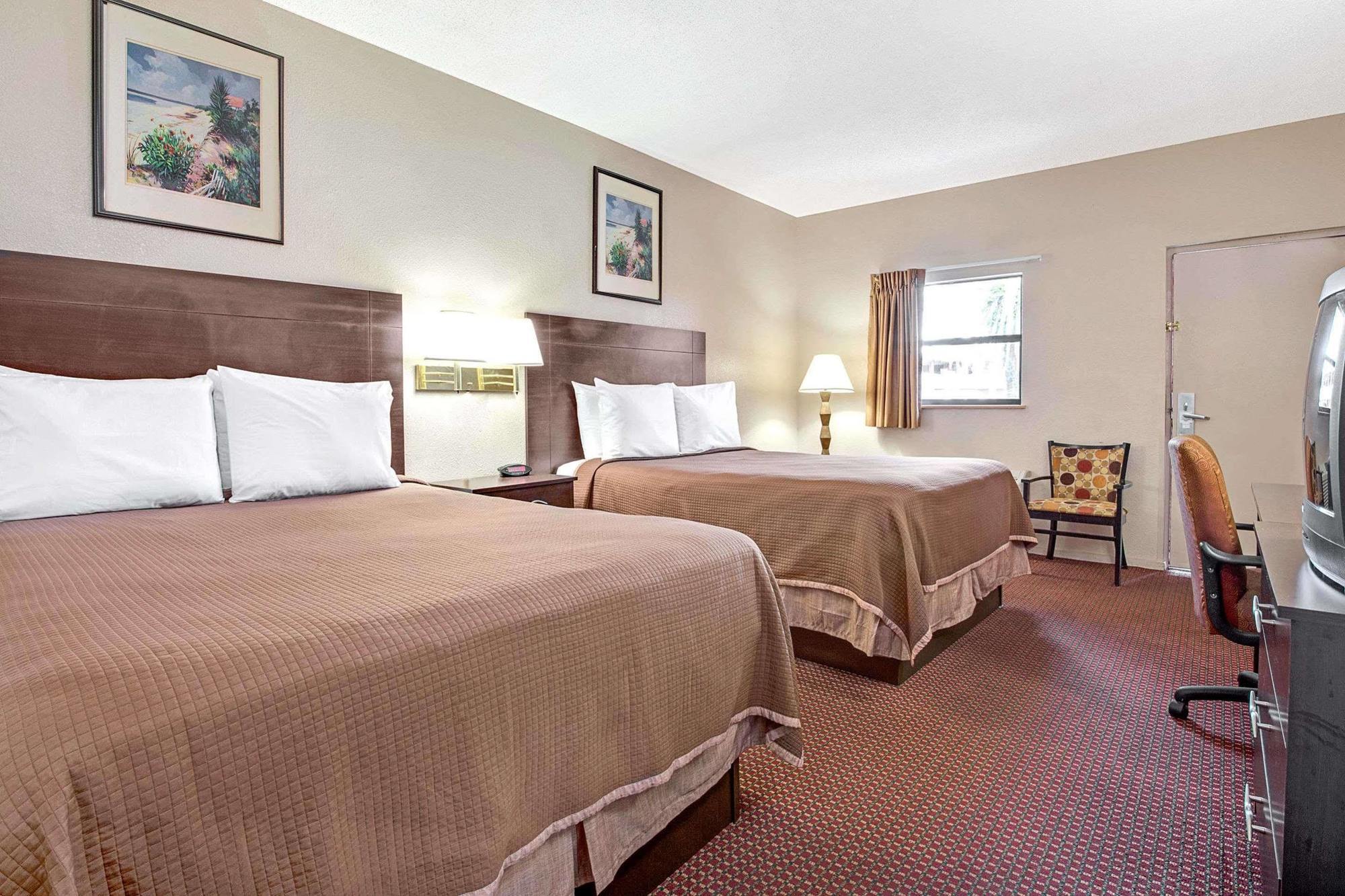 Airport Inn Tampa Bagian luar foto