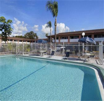 Airport Inn Tampa Bagian luar foto